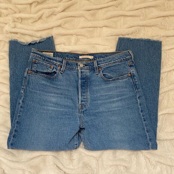 Levi’s Wedgie Straight premium denim jeans - Picture 2 of 12